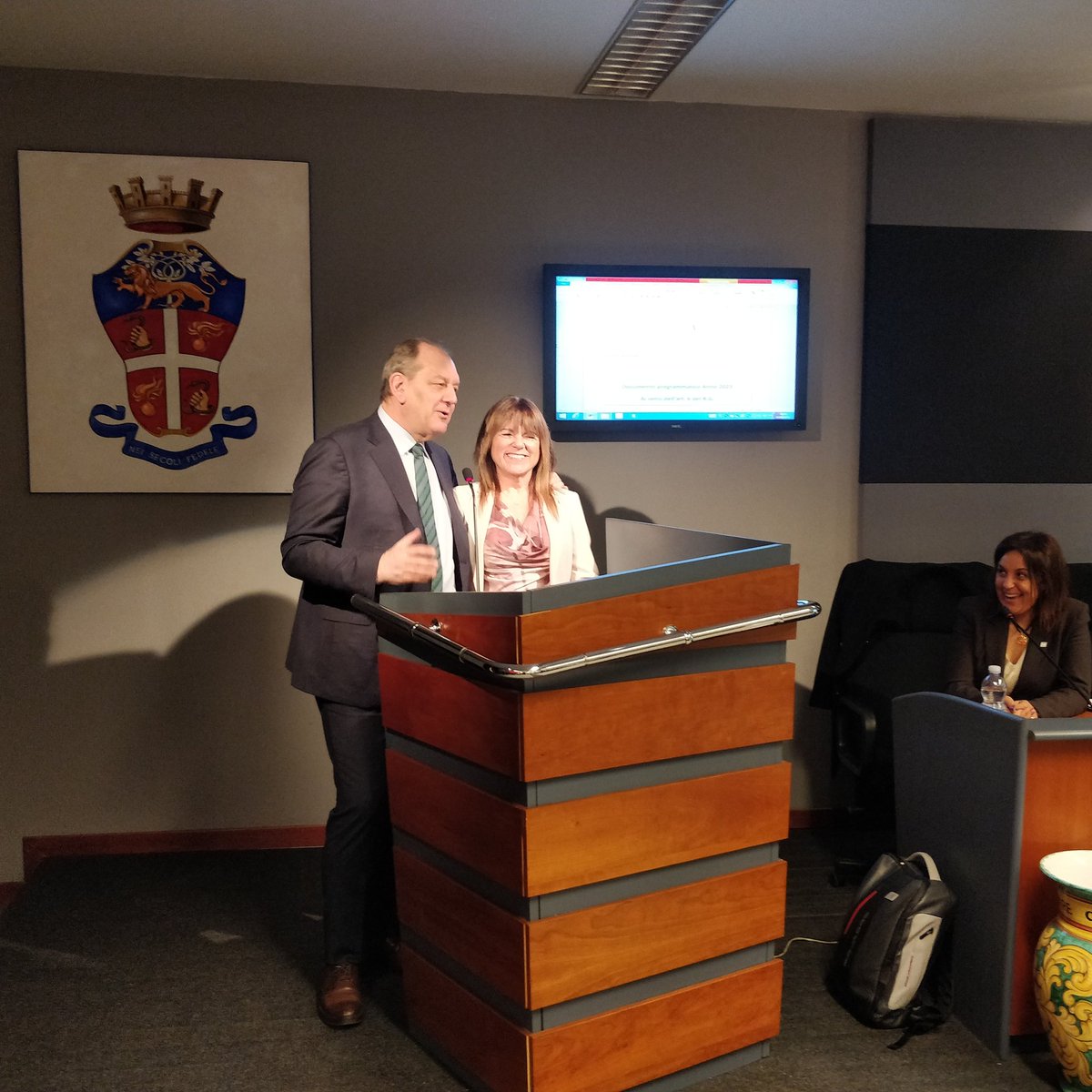 All'assemblea è intervenuto Patrizio La Pietra, Sottosegretario <a href="/SocialMasaf/">Ministero dell'Agricoltura</a>
🗣️"La vostra categoria è importante per il ministero.
Abbiamo bisogno di progetti ben scritti e di professionisti competenti."