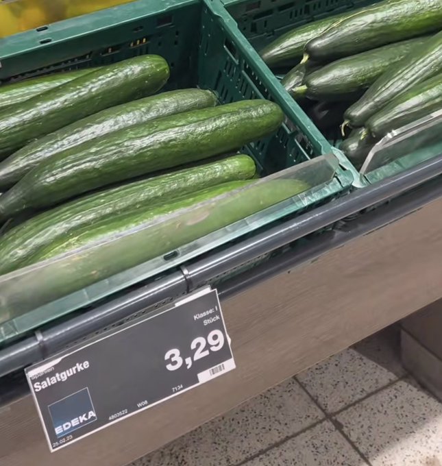 3,29€ für ne Gurke?! 
Unternehmen müssen Gewinne machen und wir im Zweifel hungern, da wir uns immer weniger Essen leisten können. 
Morgen findet um 18h wieder unser Offenes Treffen statt. Kommt gerne vorbei!
Am 11.3 wird es auch wieder eine Kundgebung vor Kaufland geben!