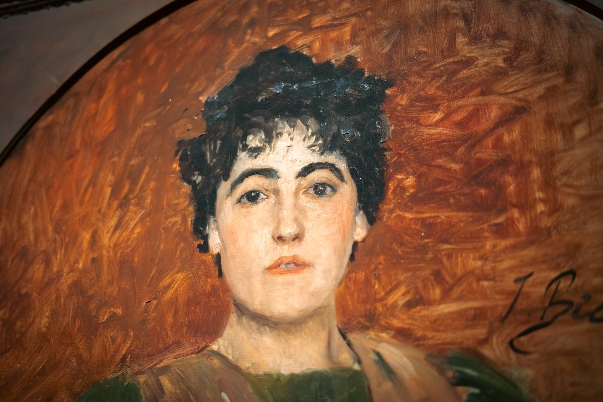 emerjy's tweet photo. Détails 🎨🖌️ #paint #canvas #museum #cambrai https://t.co/Gao3qbBExL