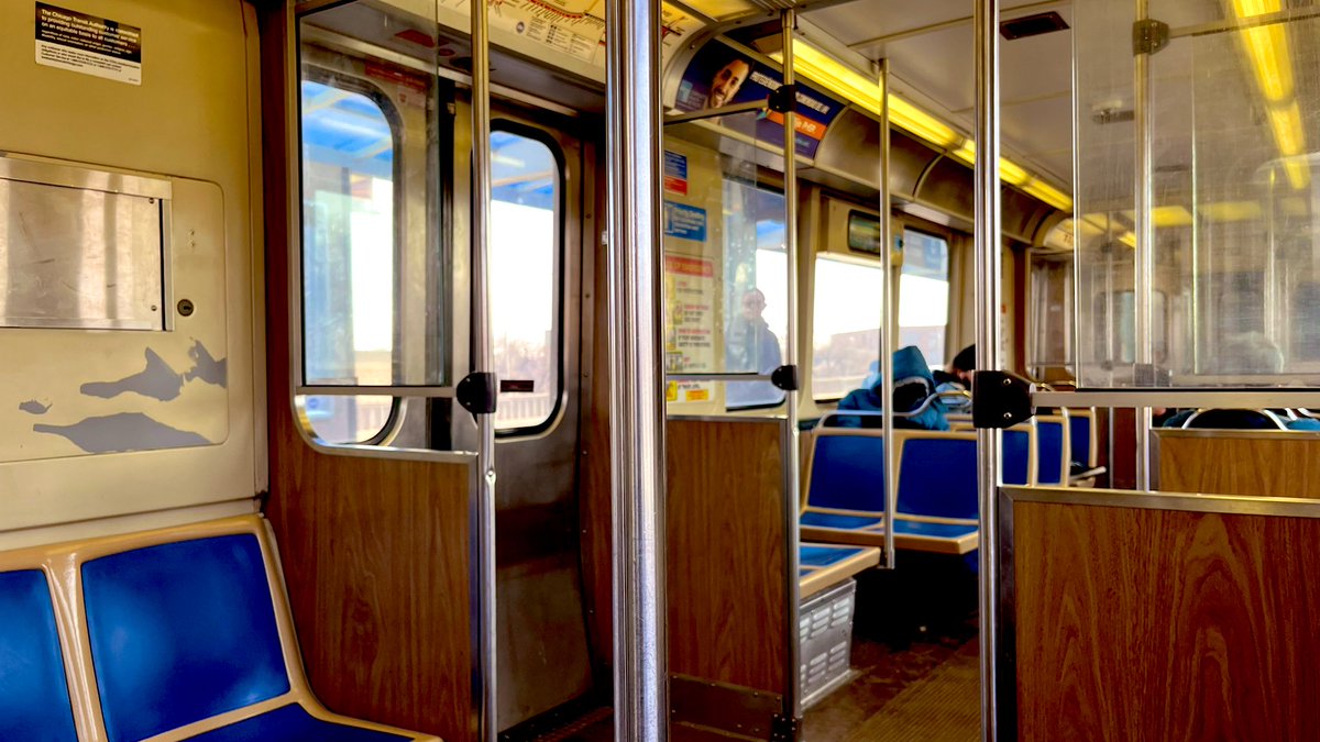 rightbrainlaw's tweet image. A favorite #techshow tradition: riding the Blue Line in from ORD. Shout out to the time @PalaceLaw and I were so engrossed in talking that we rode straight through downtown Chicago 🤦😆