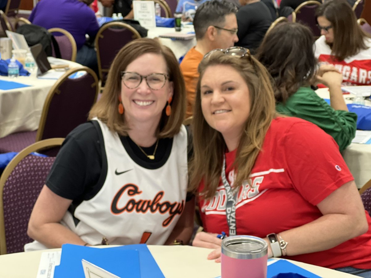 HISDElementary2's tweet photo. March Madness Superintendent’s Monthly Meeting! #LeadershipMatters https://t.co/6MKAKf5Uqp