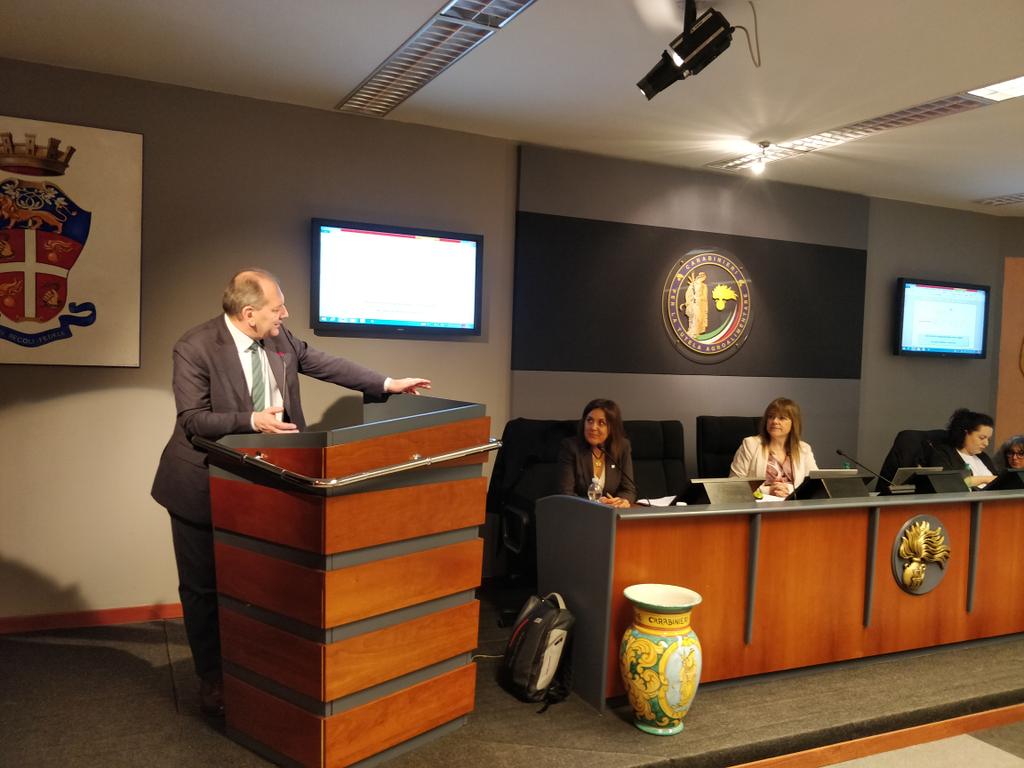 La Pietra, Sottosegretario <a href="/SocialMasaf/">Ministero dell'Agricoltura</a>
🗣️"Dobbiamo valorizzare la #silvicoltura, sapere che il bosco può essere gestito, accettare che il #paesaggio è un concetto in evoluzione."
#agronomi #forestali #agrofor2030