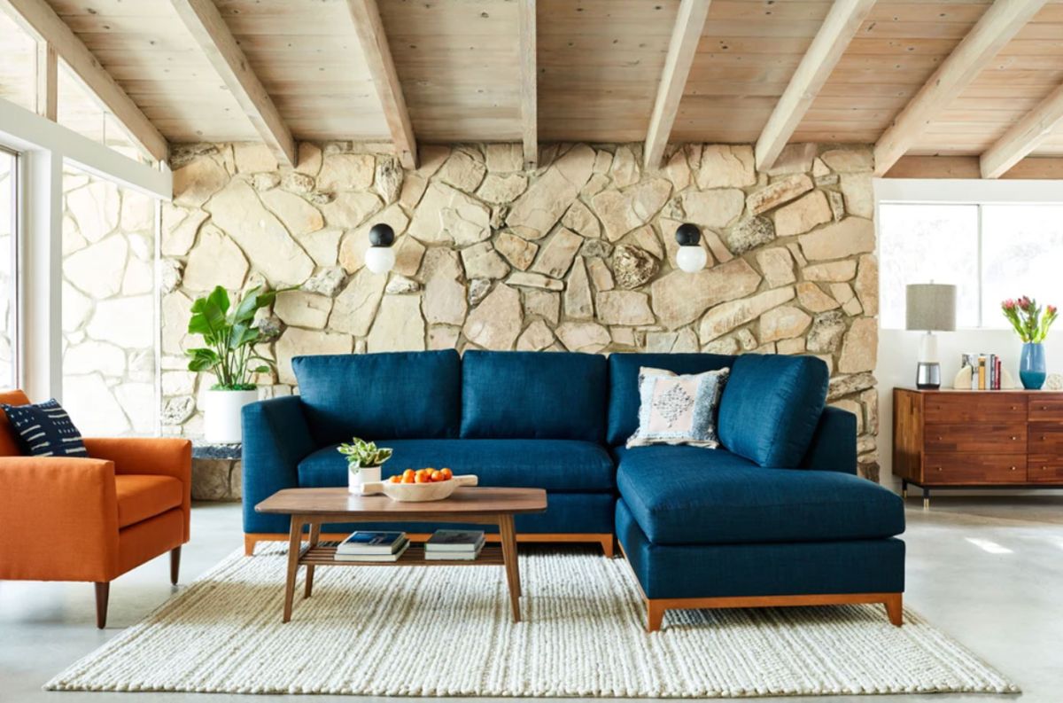 homesandgardens's tweet photo. How to buy a sleeper sofa that’s perfect for you https://t.co/wKPrICHHFQ https://t.co/gmqQW87rj6