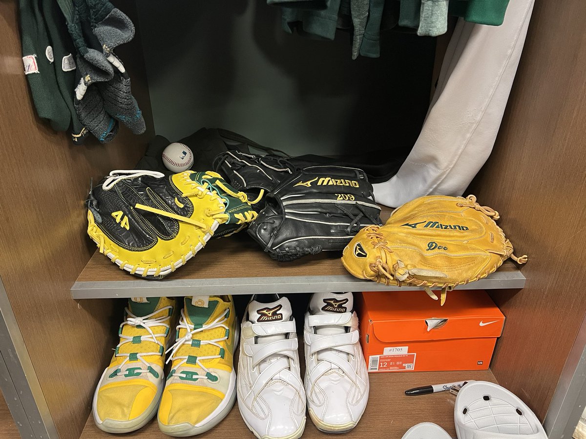 Dallas Braden tweet media