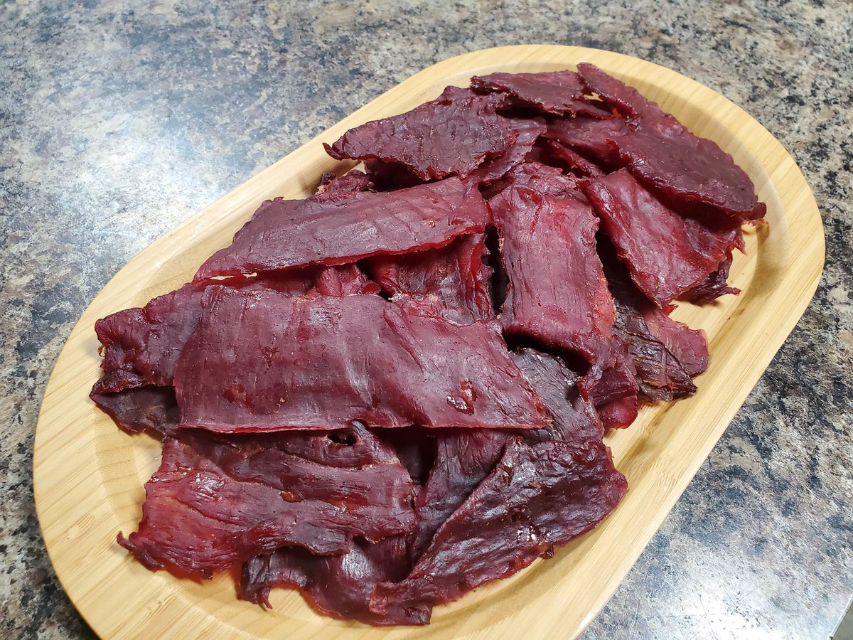 OBbqgrill's tweet photo. What we picked up for fajita roll ups off the grill, ended up being Sweet &amp; Spicy jerky from the dehydrator… snack time!
#OwensBBQ
#BeefJerky
#Jerky
#food
#Meat https://t.co/eJJxCpoH6G