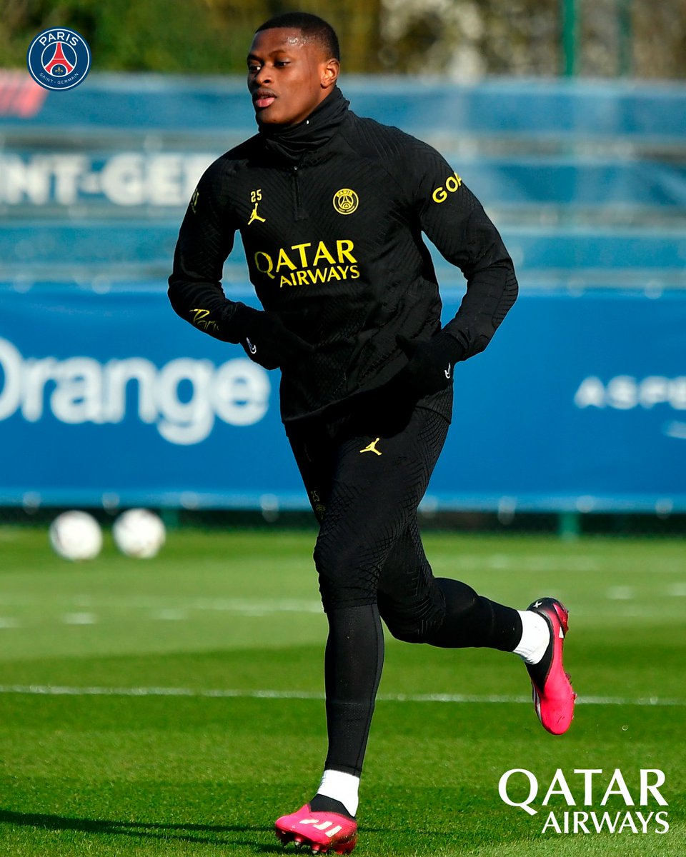 Preparing for Saturday ⚽️ 

<a href="/qatarairways/">Qatar Airways</a> I 🔜 #PSGFCN