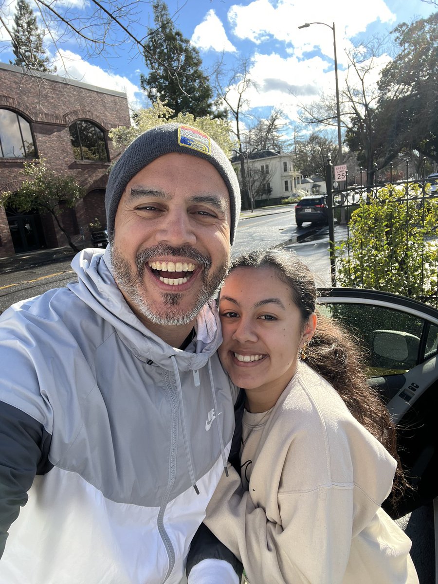 hernandojr's tweet photo. Lunch with the daughter!!! My Goobs!!!!
#alwaysdad #dadlife https://t.co/QT7Tkpkxt8