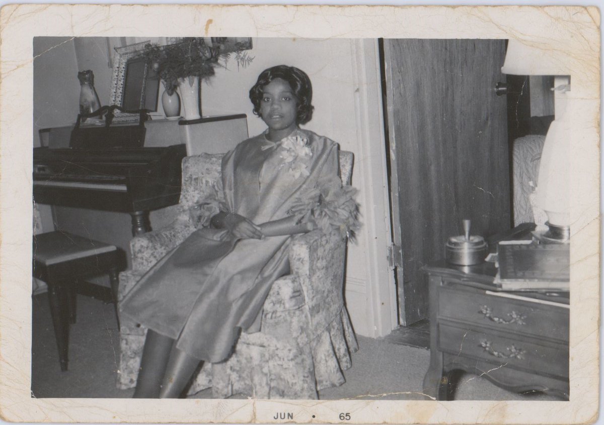 AliCenter's tweet photo. Say Her Name: Alberta Jones 🦋 

To kickoff International Women's Month, we're highlighting a figure in Muhammad's life that many haven't heard of.

Alberta Jones was the 
✔️ first female Louisville prosecutor
✔️ first woman of color to pass KY Bar
✔️ Ali's first representative https://t.co/QsrSy20K9F