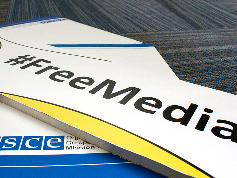 OSCE Mission to BiH 🇧🇦 (@oscebih) on Twitter photo Continued attacks against <a href="/hercegovinainfo/">hercegovina.info</a> news outlet and its owner Mario Cosic raise serious concerns about the safety of journalists. Once again, we urge the authorities in Herzegovina Neretva Canton to identify and bring the perpetrator to justice. Continued attacks against <a href="/hercegovinainfo/">hercegovina.info</a> news outlet and its owner Mario Cosic raise serious concerns about the safety of journalists. Once again, we urge the authorities in Herzegovina Neretva Canton to identify and bring the perpetrator to justice.
