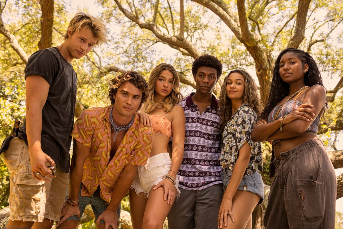 Outer Banks Cast These photos of the Outer Banks cast at The Chateau are my forever