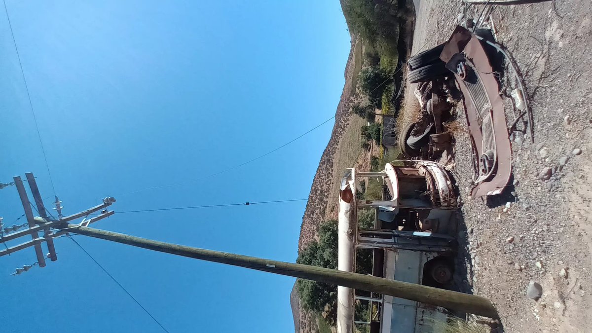 sanfeli42's tweet photo. Corte linea tension media sector los rojas chañaral alto, in greso por orilladel rio https://t.co/Wn7APTu1g6