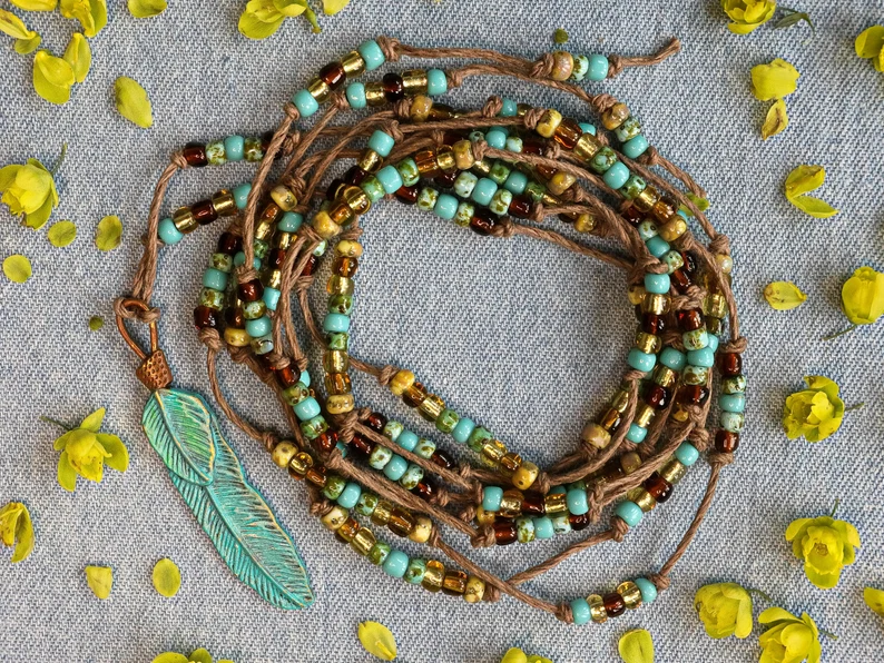 🪶Back in stock with a slight change in bead color!
 etsy.me/3ZpMhEK 
#feather #necklace #necklaces #hemp #backinstock #beaded #jewelry #western #etsyshop #etsystore #shopping #lariat #lariatnecklace #handmade #etsy #handmadejewelry #fashionstyle #turquoise
#shopsmall