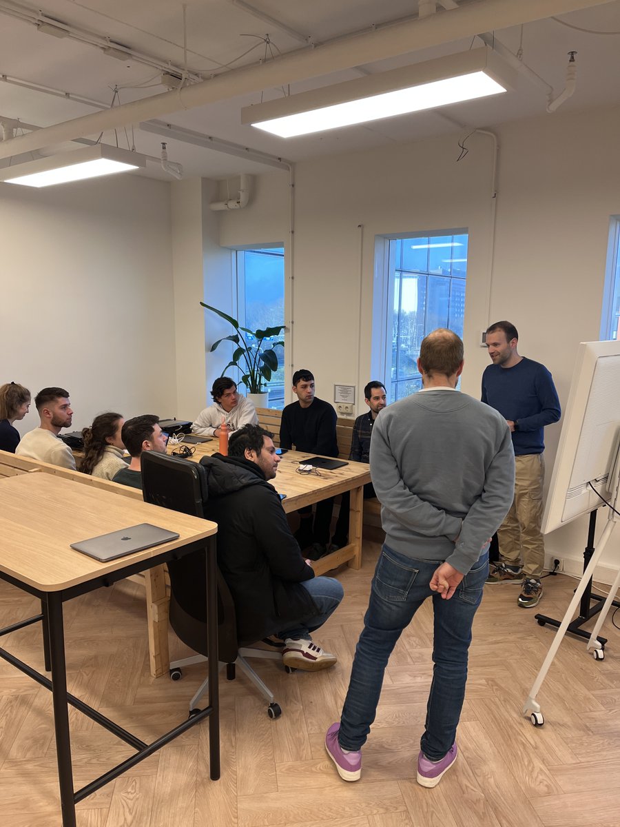 we_are_Quatt's tweet image. Nine new talented people started today at Quatt! We keep on growing 🚀 and we are still looking for more amazing people that want to make a real impact, and build the future of heating with us! What role would fit you? quatt.recruitee.com 
#futureofheating #startuplife
