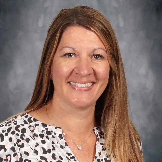 LindberghFlyers's tweet image. LHS Honor Program and Testing Coordinator Miranda Gelven is our next 2023 Lindbergh Leader! Miranda has been with the district for 21 years and was recently also inducted into the Lindbergh Athletics Hall of Fame.