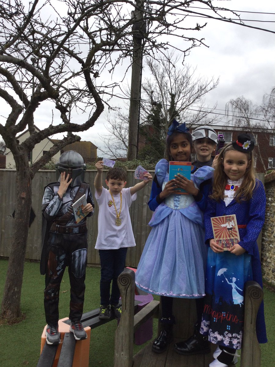 EventsLyminster's tweet photo. What a fantastic effort for World Book Day - well done everyone! https://t.co/CPb0XQqPFM