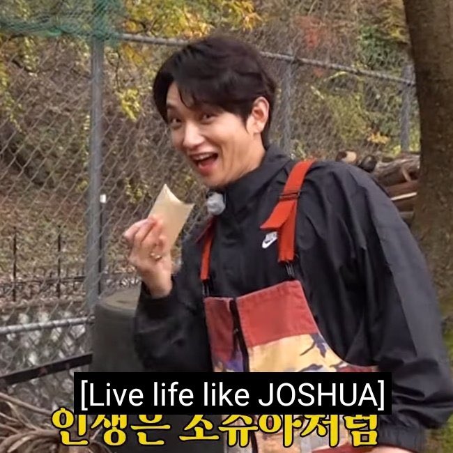 mukha siyang nakatanggap ng libreng peach mango pie ng jollibee