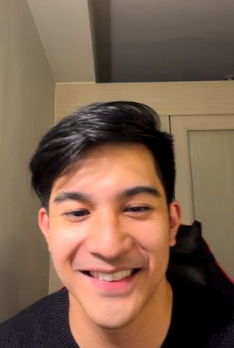 meoww_23's tweet photo. Namiss ko to panoorin sa ls niya

ZACH TURNS XXIV https://t.co/ar3orM7YMh