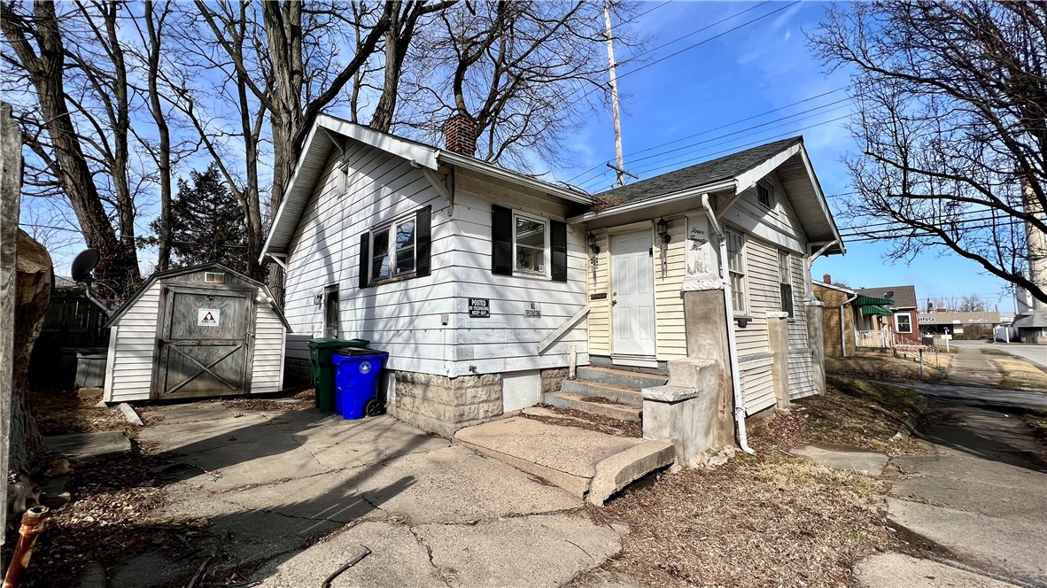 ClevelandREMAX's tweet photo. New Listing! $24,897.00, 2BR, 1BA, 425 N 18th Street, Decatur, IL 62521, Full Details https://t.co/wFG4i0qt9e https://t.co/tyn8aDDhKz