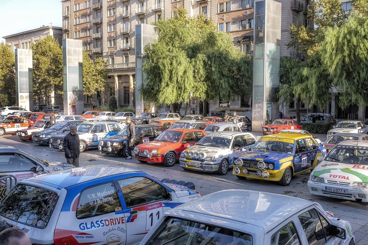 Parc ferme // 📍Reus

🔜 #rallycostadauradalegend
 📅 9-10 Junio 2023
📨info@rallycostadaurada.com

<a href="/reus_cat/">Ajuntament de Reus</a> <a href="/ReusPromocio/">Reus Promoció</a> <a href="/ReusEsport/">Reus Esport</a>
<a href="/GrupOlivaMotor/">Grup Oliva Motor</a>
<a href="/Dipta_cat/">Diputació de Tarragona</a>
<a href="/costadauradatur/">Costa Daurada</a> @CERVH1 <a href="/FCAutomobilisme/">F.C. AUTOMOBILISME</a>
#rfeda #cervh #fca #Rally #velocidad #Legend #regularidad #reus