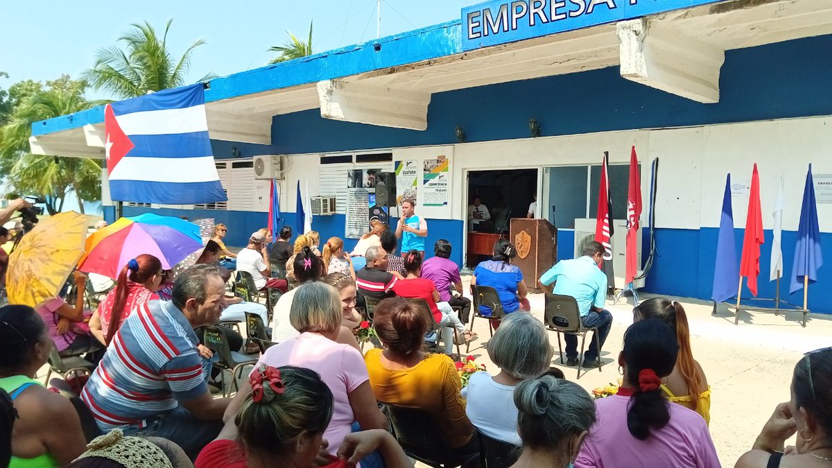 Se desarrolló acto d apertura por el "Día Internacional d la Mujer" en la Empresa Pesquera Granma (EPIGRAN) d #Manzanillo perteneciente al sector d la alimentaria
#Cuba
#FMCManzanillo
#MujeresEnRevolución
#MejorEsPosible
#JuntarYVencer
#ProvinciaGranma
#CubaEsAmor
<a href="/RadioGranma/">Radio Granma Manzanillo</a>