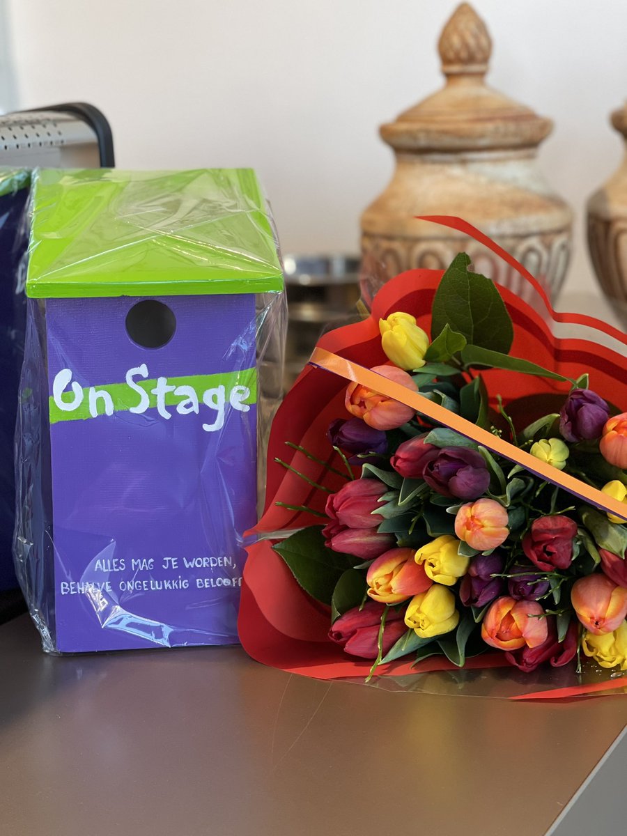 Amy van der Ham tweet media