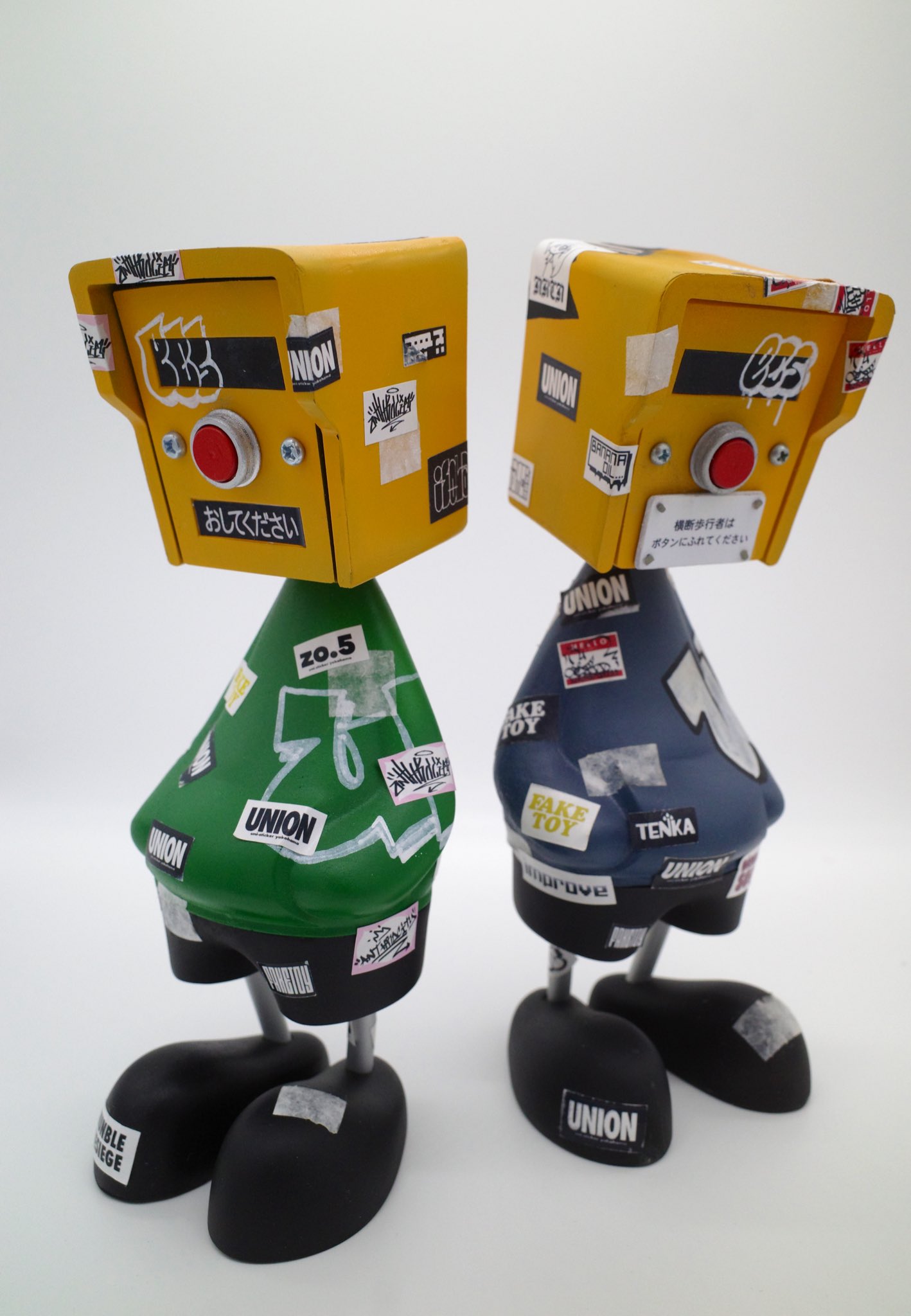 クリスマスローズ FAKETOY WALKER2 フィギュア | vendee-rehaussement.com