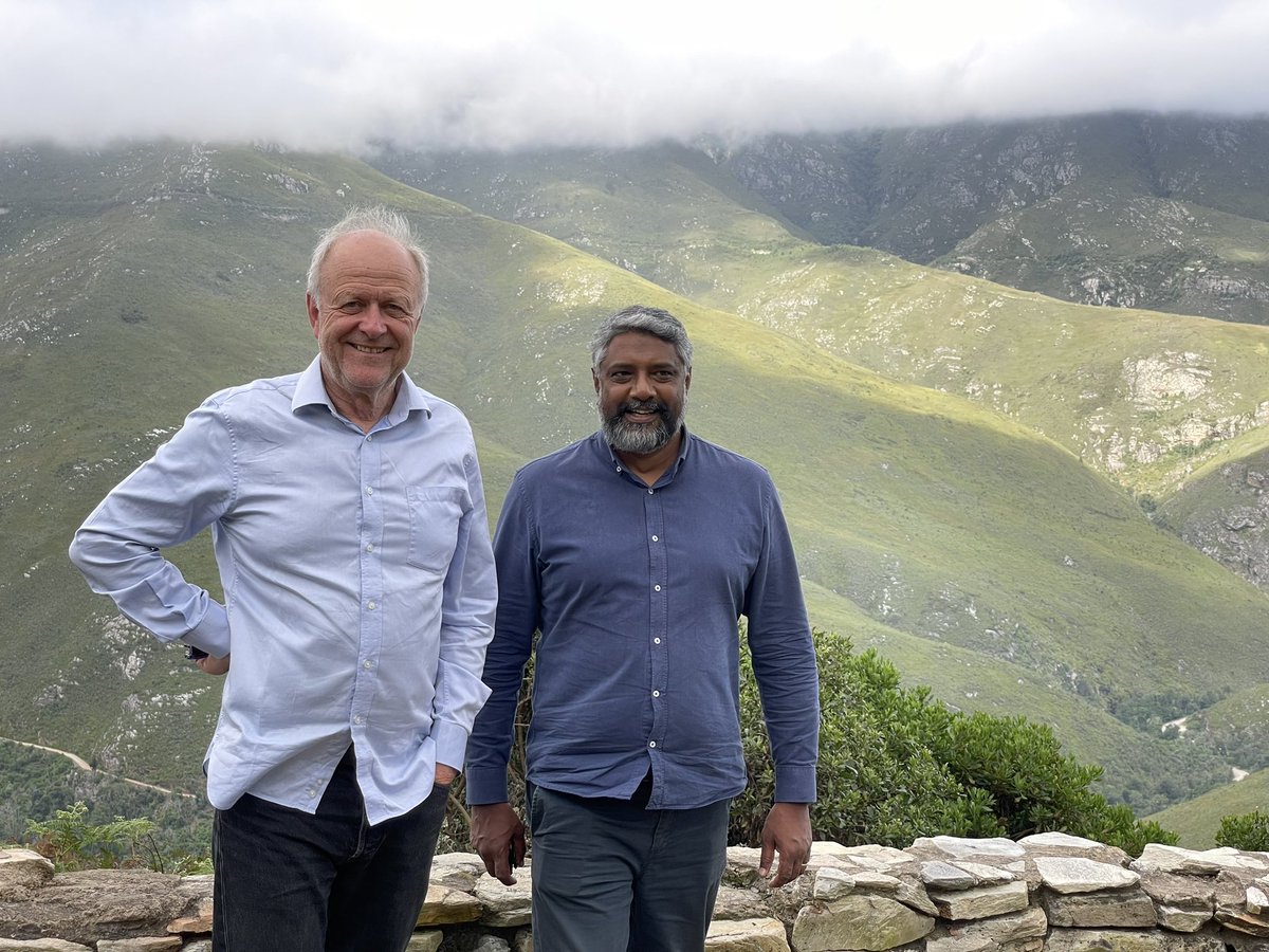 There are many ways across a mountain. At the ‘4 passes’ viewpoint in the Garden Route, I symbolically handed over the EDP leadership to my successor, Nishendra Moodley. A new chapter awaits <a href="/WCEDP/">Economic Development Partnership (EDP)</a> <a href="/alan_winde/">Alan Winde</a>