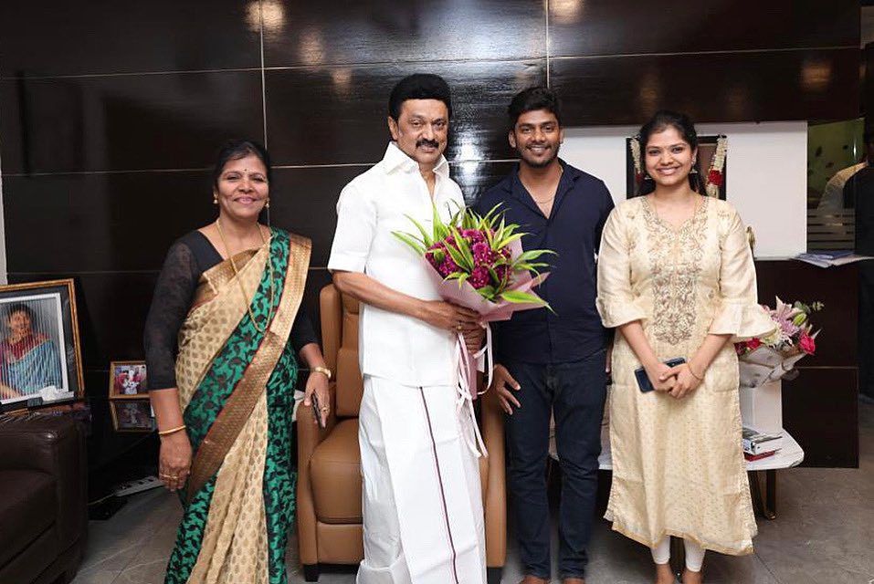 Thalaivar’s swag at 70 😎

#HBDMKStalin70