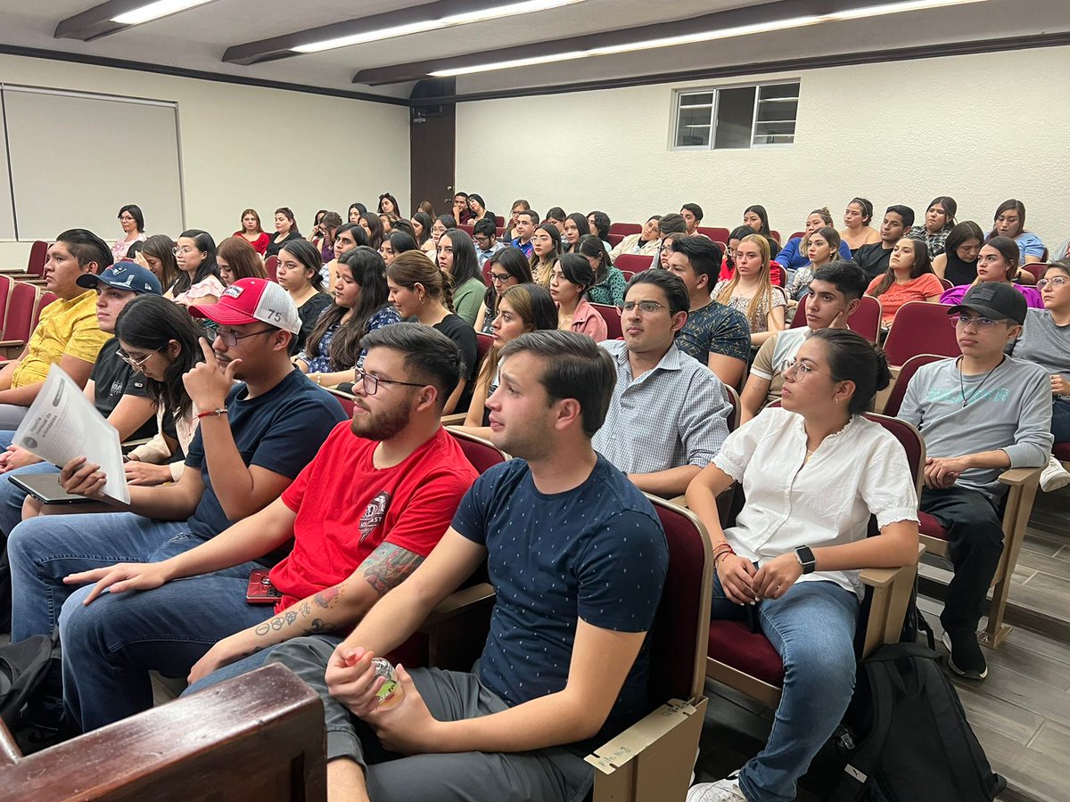 CD14_Coah's tweet photo. El Comité Distrital @CD14_Coah asistió a la Universidad Autónoma del Noreste, donde sostuvo una platica con los Alumnos de la Facultad de Derecho, para invitarlos a participar como #ObservadoresElectorales en el #PLE23. @MariSaucedo19 @rodrigo_0378 @scarDanielRodr8 @Jorge_dlp https://t.co/SGS44KGpdm