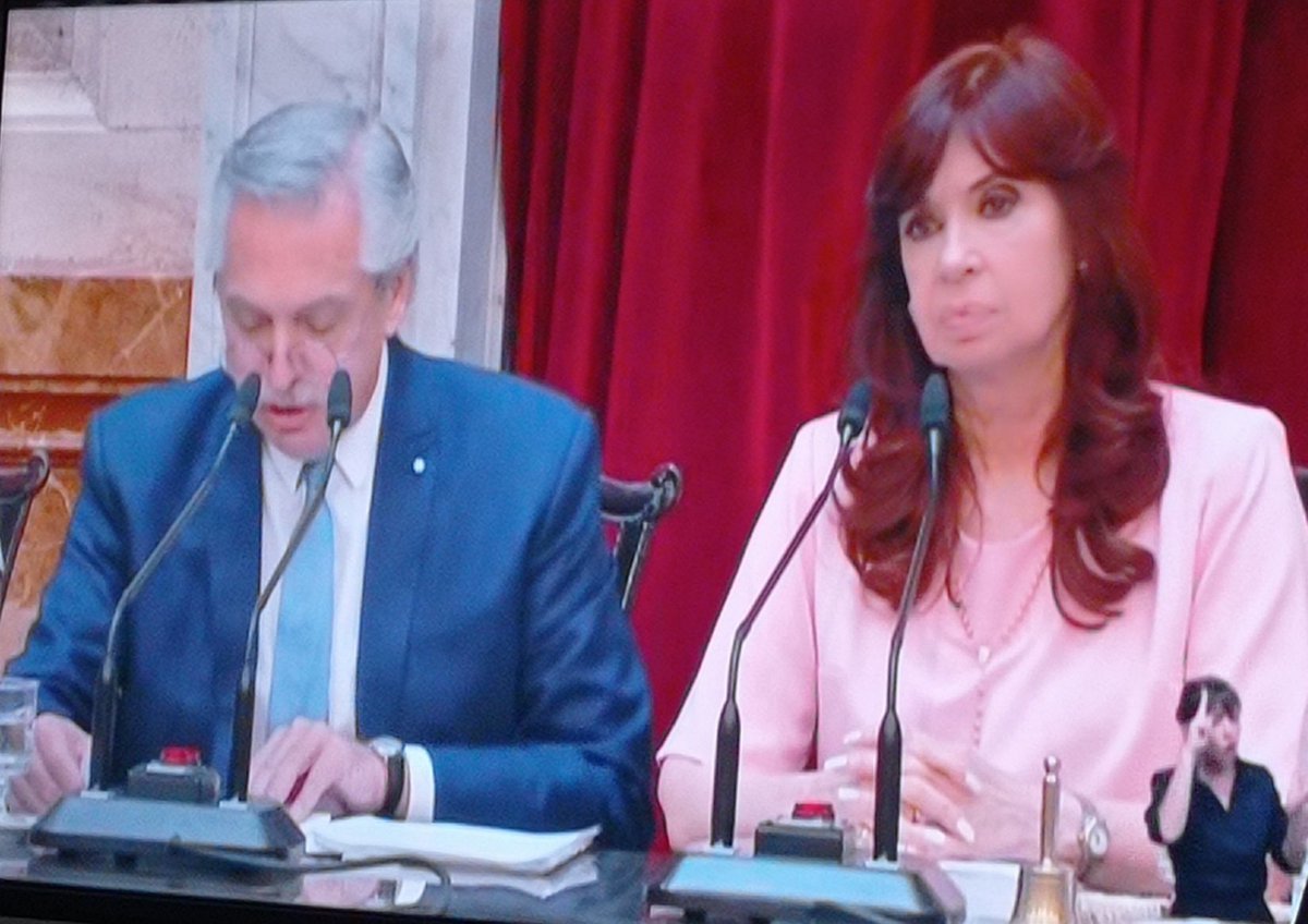 CohenClari's tweet photo. En el único lugar donde los queremos ver, es , atrás de las rejas . 

#AperturaSesiones2023 
#CFK
#AlbertoFernandez 
#TodosPresos 
#CORRUPTOS https://t.co/BGKmjSc4Kj