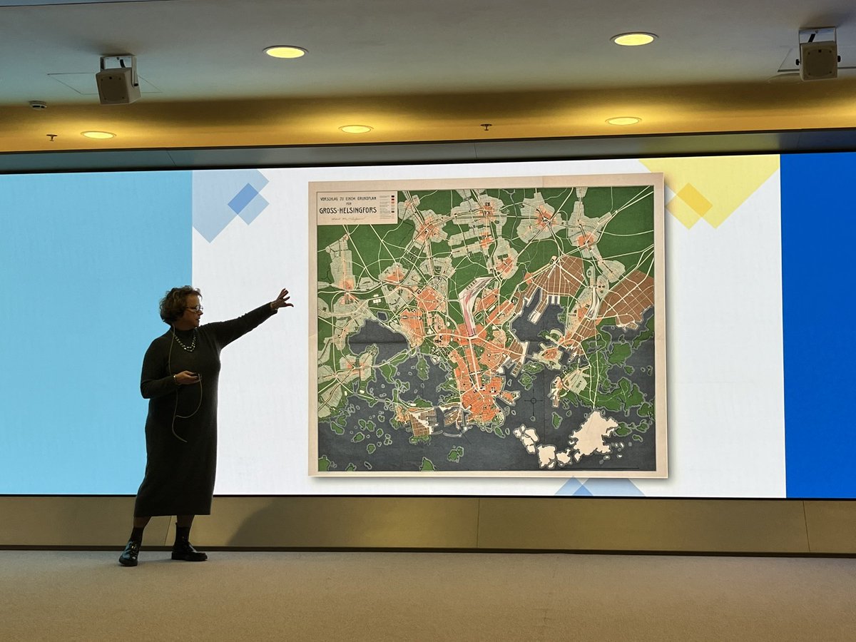 ITomperi's tweet photo. Kiitos mahdollisuudesta osallistua keskusteluun Helsingin ydinkeskustan elinvoiman kehittämisestä @UrbariaHelsinki, @K2HEL ja @helsinki. Erinomaiset alustukset, hyvä moderointi ja monipuoliset kanssakeskustelijat. Vain muutos on pysyvää ja yhteistyötä ja panostuksia tarvitaan! https://t.co/3qt9zjb4sp