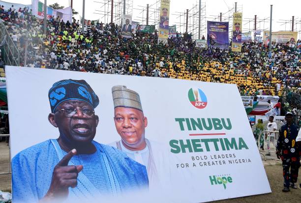 Nigeria's🇳🇬 presidential poll per <a href="/BBCNews/">BBC News (UK)</a>:

—There were extensive alterations on some of the results uploaded.
—Evidence of ballot-tampering is traced to uploads on <a href="/inecnigeria/">INEC Nigeria</a>'s server.
— Instead of uploading photos of result, people's mugshots were posted. #NigeriaDecides2023