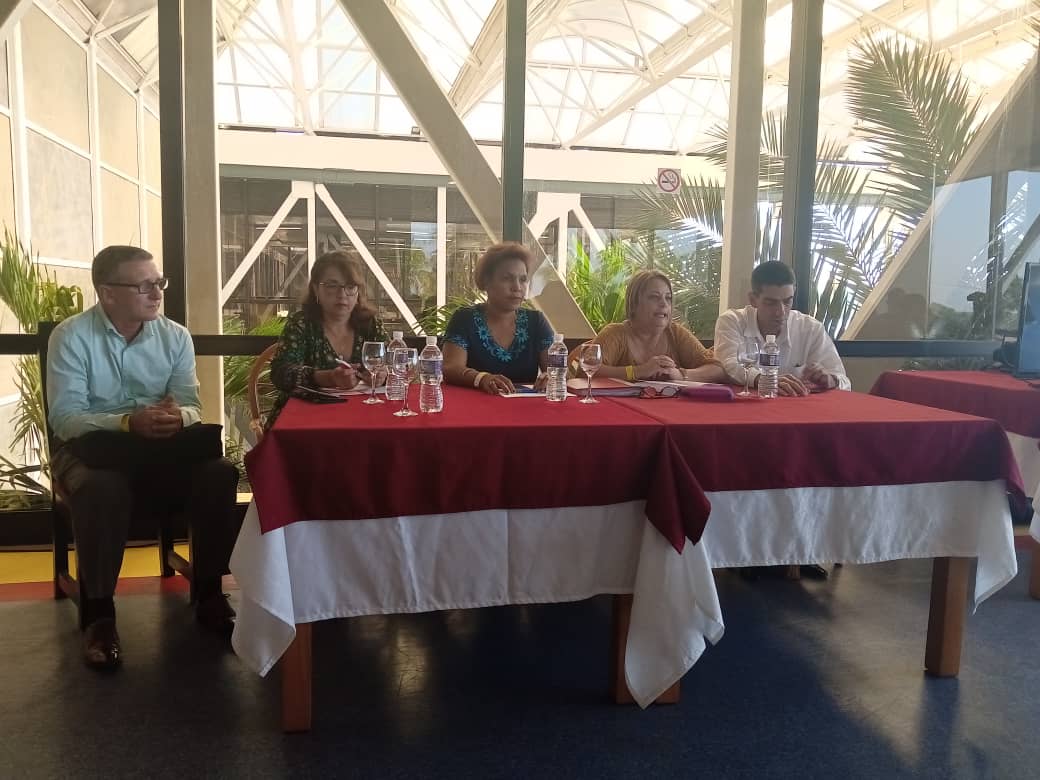 ONBC_CUBA's tweet photo. Reunión Nacional de Subdirectores Técnicos y Coordinadores de los Servicios Especializados BES, para evaluar los retos y las estrategias para perfeccionar el servicio jurídico.
#MejorEsPosible https://t.co/5bBpYO8bwW