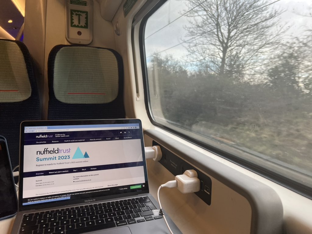 🌟 On my way down south for my first @NuffieldTrust #ntsummit. Very excited to learn, discuss and make connections old and new. Thank you @NHS_RobW for the opportunity to attend! @buckinghamh