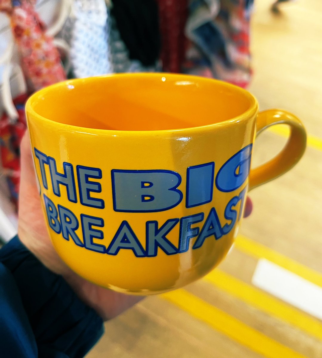 RM_Mili_History's tweet image. Possibly the best thing I’ve found in a charity shop! 🤩 #90s #thebigbreakfast