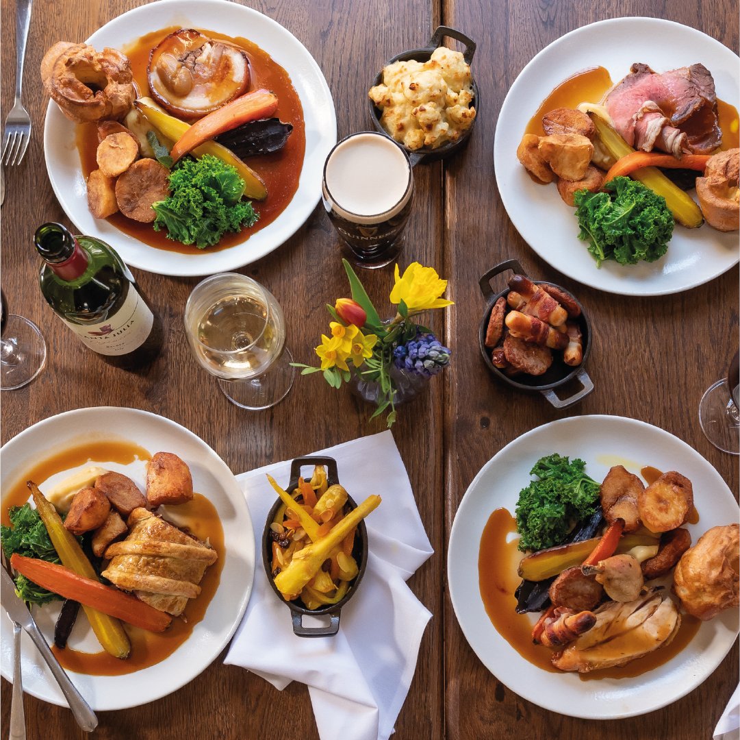 Have you booked with us for Mother's day lunch or dinner yet? We still have spaces available. Delicious food and drink guaranteed plus service with a smile ☺. Go on, treat her on this special occasion!
.
.
#hareandbillet #blackheath #gastropub #foodie #MothersDay #sunday