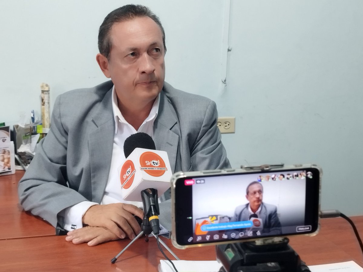 GoberElOro's tweet photo. #GoberElOroEnMedios | Ahora el gdor. @FernandoApoloV en entrevista con #SegundoHonoresTv explica acciones asumidas en su gestión al frente de la #GoberElOro.

✅Atención a afectados por invierno
✅ Seguridad
✅Salud

Véala a través de ⤵️ https://t.co/lldhz2rr0X

@henrycucalon https://t.co/iHoM3kFzI8