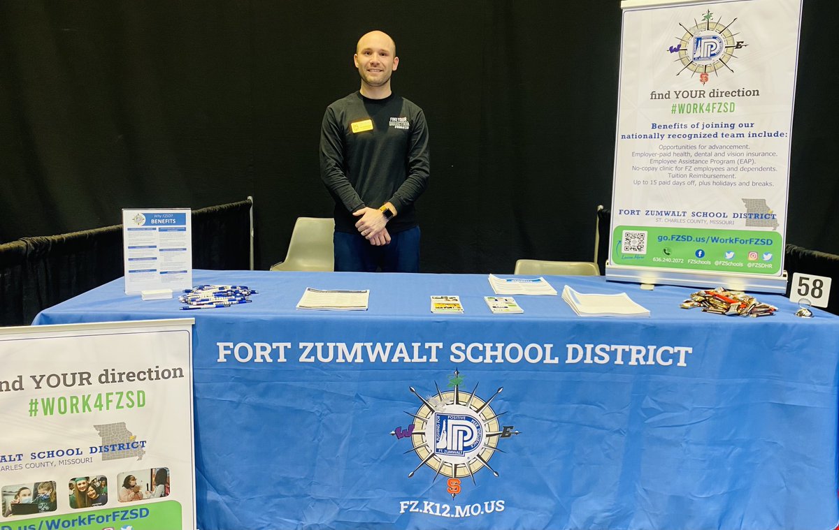 FZSDSUPT's tweet image. DuBray Middle representing the Fort down ⁦@SEMissouriState⁩ teacher recruitment fair. Come join our team! #findYOURdirection #work4FZSD ⁦@FZSchools⁩ ⁦@ZumDuBrayMiddle⁩