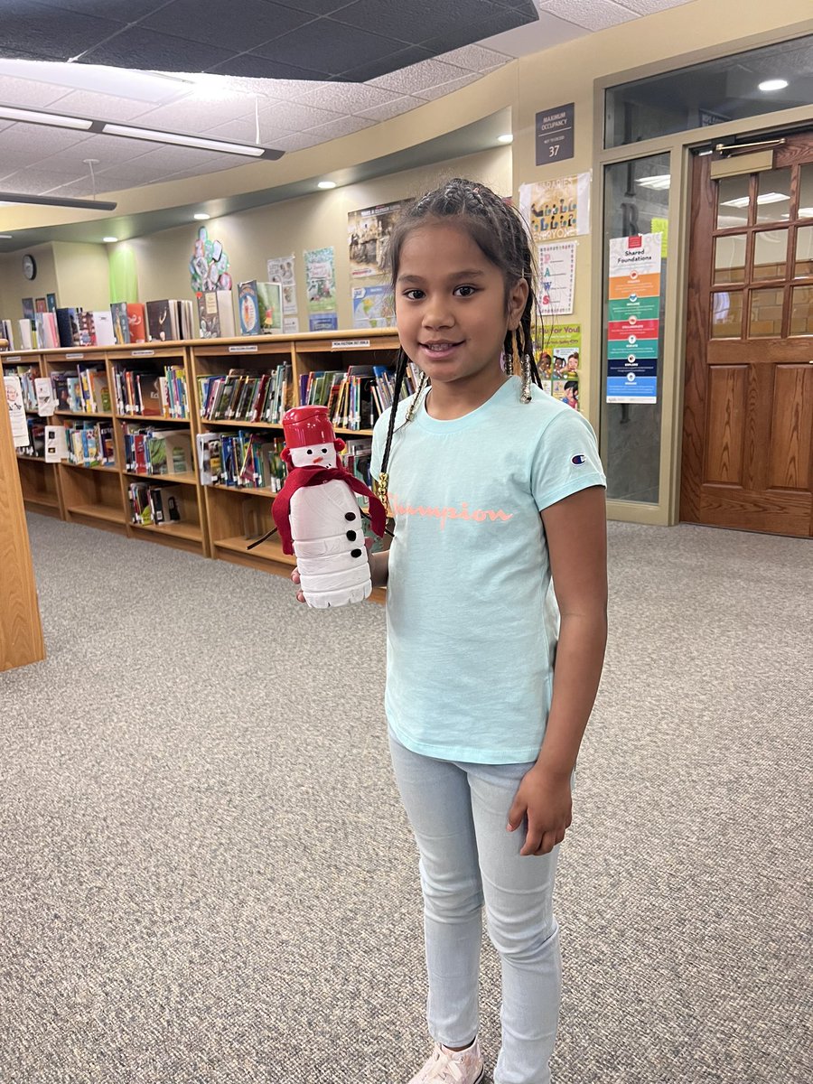 LibEricksen's tweet image. Just a few of our maker-space projects! #librariesrock #makerspace #makersinthelibrary #makermovement @HammondTerrilyn @NYBookDr @RCSDLibraries @RCSDsch5