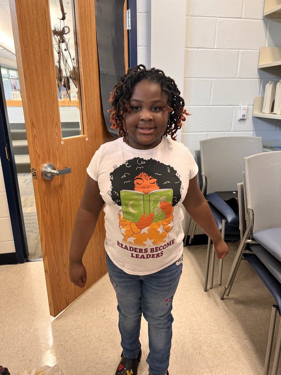 Yes they do!!! <a href="/BucknellElem/">Bucknell Elementary</a> #ReadAcrossAmericaWeek 🥳