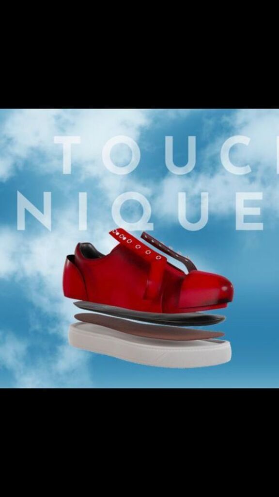 Customizing your favourite shoes has never been so easy. Our 360° 3D configurator will impress you!

Try it now at dis.shoes 🪄 instagr.am/reel/CpQI0r_oU…