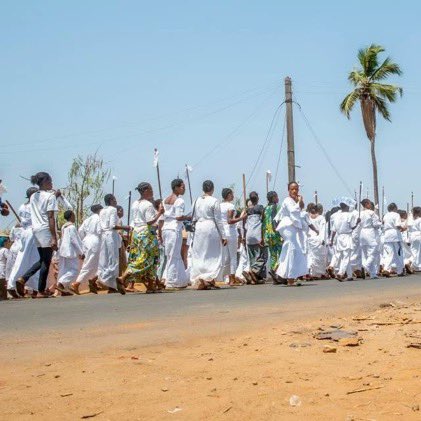 RT @instablog9ja: Kogi Women Go Spiritual, Reject Election Results https://t.co/pD3Vc1HbFv