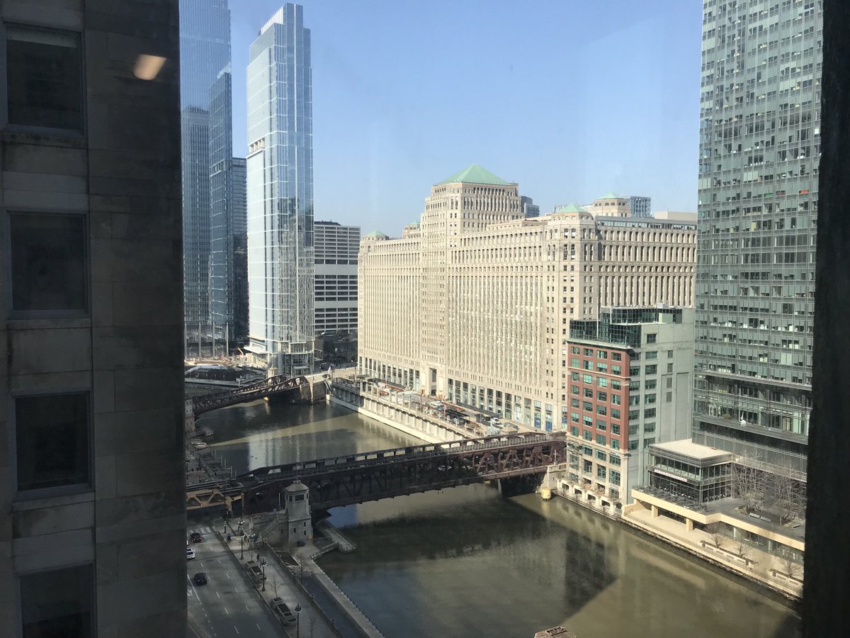 ⁦@chicagoriver⁩ is moving to the river! Look forward to celebrating when the desks are in and the computers are hooked up. #cleanwater #healthyfish #natureinthecity