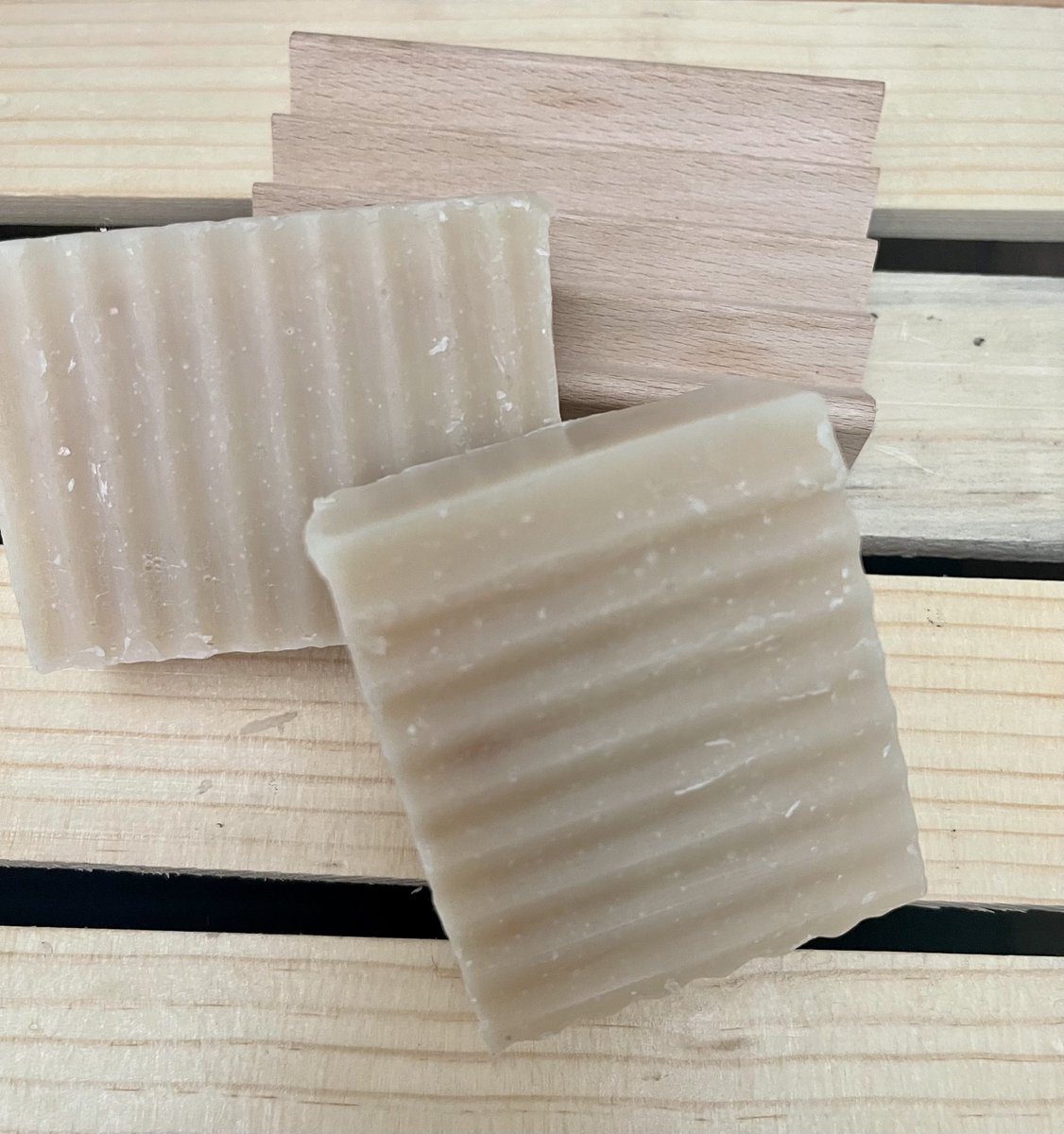 BodyWhipped's tweet image. Purely Shea Butter &amp;amp; Soap
Single ingredient Shea Butter Body Butter and Shea Butter Soap as gifts with purchase.  One per customer.  
whippedbodybutta.com/shop/ols/produ… 
#sheabutter #giftwithpurchase @handmade #smallbatch #soap #sheabuttersoap #puresheabutter#naturalskincare