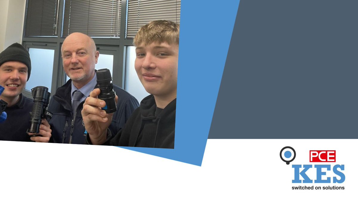 KESPowerLight's tweet image. KES's Paul Durber has been on the road again. This time in Northampton, visiting Elliot and Adam from @ampsukltd 

We've got to say that although they look pretty chuffed, they might fancy some chocolate next time as well Paul!

#sockets #hconnect #kespower #commercialpower