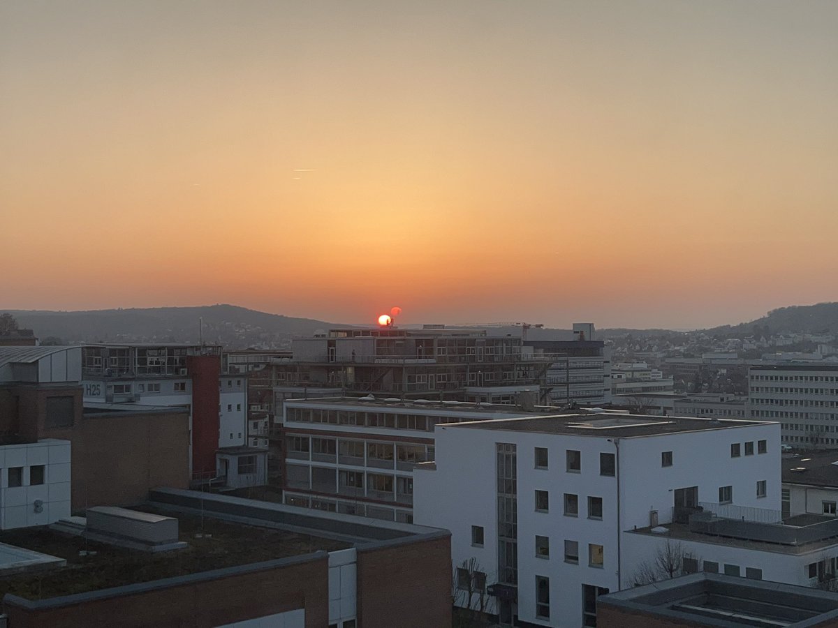 mathias_moser's tweet photo. Real #StarWars sunrise #sunrise https://t.co/xkv3lnzdMa