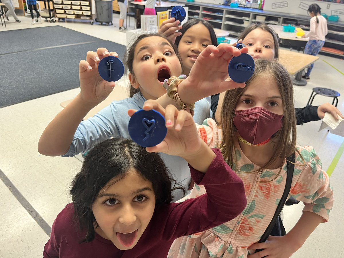 HUGE Shoutout to <a href="/MrsFaul_LIB/">Paige Faul</a> &amp; <a href="/sheagoitia/">Mrs. Lee</a> for helping bring together tech and art to wrap up our Ancient Civilizations unit! Students created stamps in learning lab to use on their pottery in art to link all we learned about in Ancient Greece! @LCPSLiberty