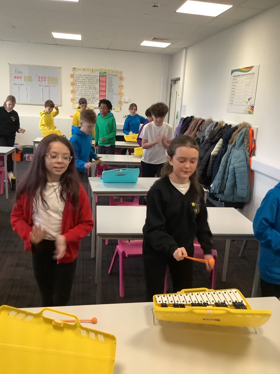 westheathprim's tweet photo. #WHPSClass13 and #WHPSClass14 enjoyed their WOW day this week! We samba danced our way into our new South Ameriaca topic. We explored the musical rhythms and dance! #WHPSGeography #WHPSMusic https://t.co/ToyfH5uZTj