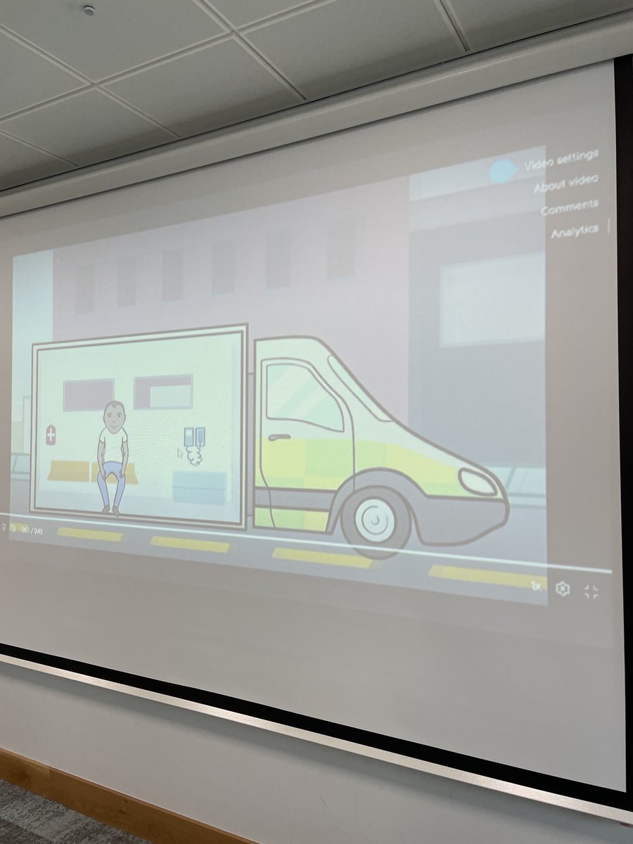 StephanieDunle2's tweet image. Interprofessional learning in action with @ruckballnohands @ursula_chaney! #IPE #paramedicstudents #pharmacystudents @UlsterUniSoNP @UlsterUniLHS @drewchambers999 @OwenBarr13