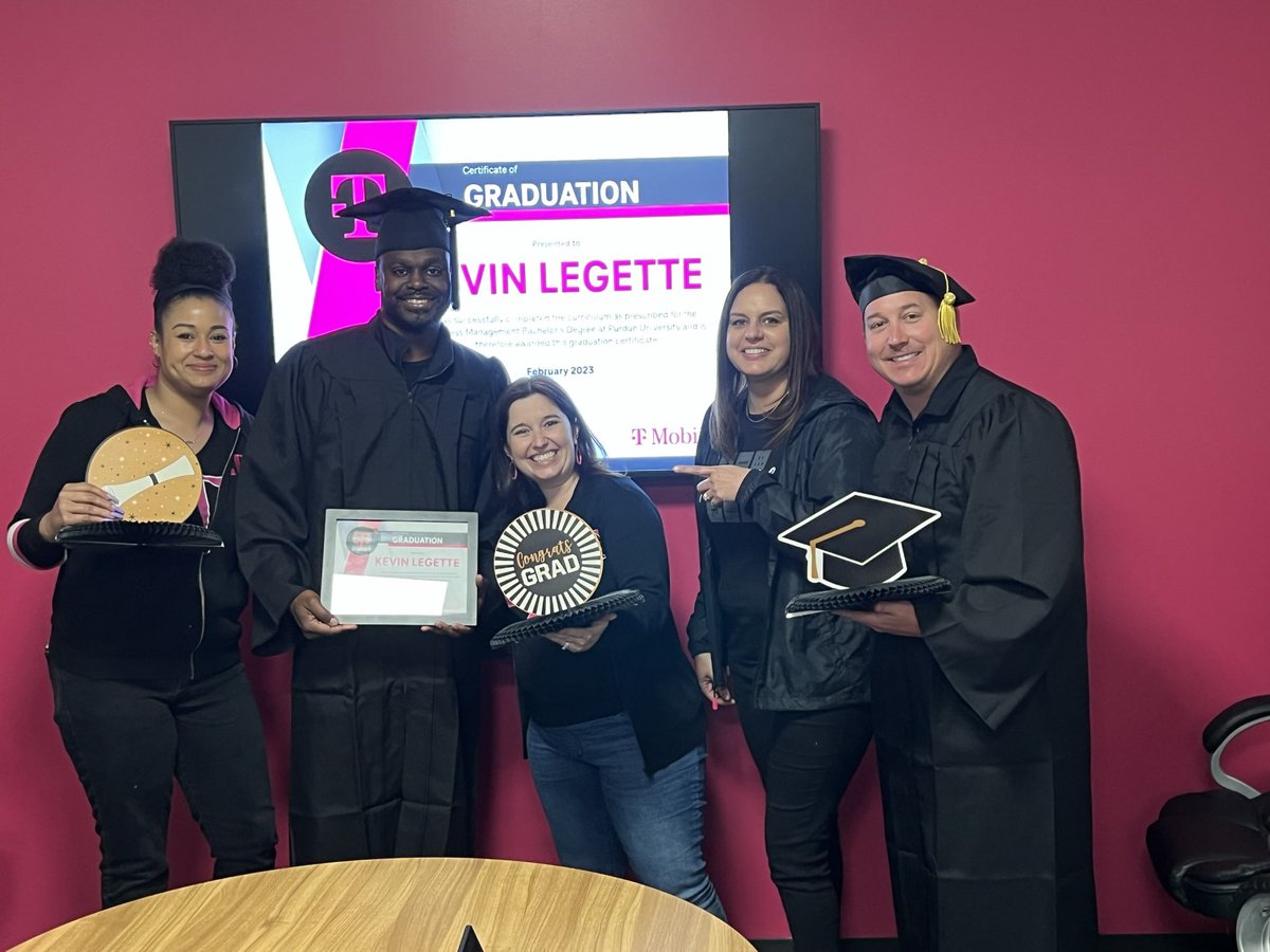 Kevin Legette (@legettekevin) on Twitter photo Finished my degree last week and this team went out of their way to surprise and celebrate me…love these guys! #gogrowin <a href="/emilynellf/">Emily Fyne</a> <a href="/cannlee17/">Christy Lee</a> <a href="/MeaganKEdwards/">Meagan Edwards</a> <a href="/MitchClabeaux/">Mitch Clabeaux</a> Finished my degree last week and this team went out of their way to surprise and celebrate me…love these guys! #gogrowin <a href="/emilynellf/">Emily Fyne</a> <a href="/cannlee17/">Christy Lee</a> <a href="/MeaganKEdwards/">Meagan Edwards</a> <a href="/MitchClabeaux/">Mitch Clabeaux</a>